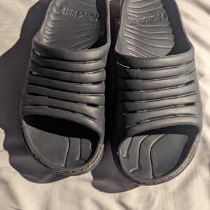 Black Women's/Unisex Slide Sandals